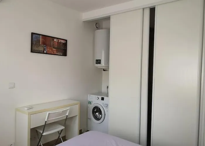 Cosy 2p A 5 Minutes A Pied De La Et Du Centre מנטון